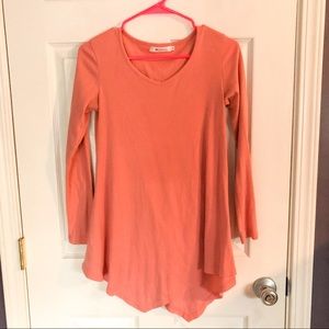 Pink v-neck long sleeved tunic size small